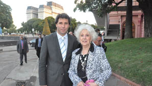 Uñac participó del aniversario por 30 años de Democracia Uñac participó del aniversario por 30 años de Democracia