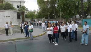 Personal médico protesta en la calle Personal médico protesta en la calle