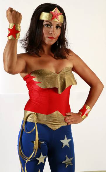 Celeste Castro es…La mujer maravilla Celeste Castro es…La mujer maravilla