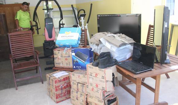 Acusan a empleado de hurtar mercadería por $1.000.000 Acusan a empleado de hurtar mercadería por $1.000.000