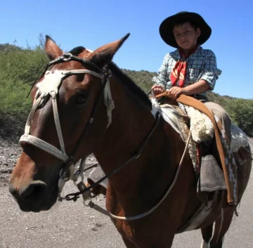 Los niños, el condimento de la cabalgata a Huaco Los niños, el condimento de la cabalgata a Huaco