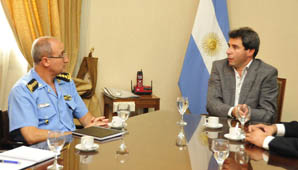 Para Uñac, el trabajo de la nueva cúpula policial es “positivo” Para Uñac, el trabajo de la nueva cúpula policial es “positivo”