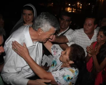 Los vecinos, con una bienvenida cálida y sencilla Los vecinos, con una bienvenida cálida y sencilla