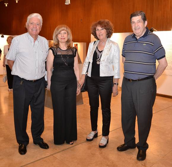 Exposición de Mirta Romero en el auditorio Exposición de Mirta Romero en el auditorio