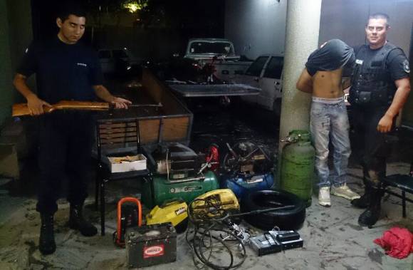 Roban de todo y uno cae con el botín Roban de todo y uno cae con el botín