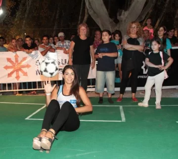 Fiorella hizo transpirar la camiseta Fiorella hizo transpirar la camiseta