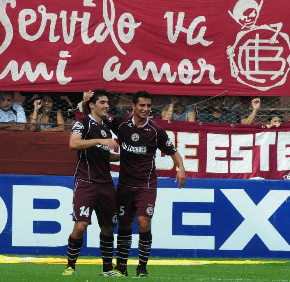 Lanús se quedó con un vibrante duelo ante Vélez Lanús se quedó con un vibrante duelo ante Vélez