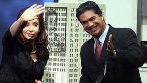 Capitanich presentó la renuncia y CFK no se la aceptó Capitanich presentó la renuncia y CFK no se la aceptó