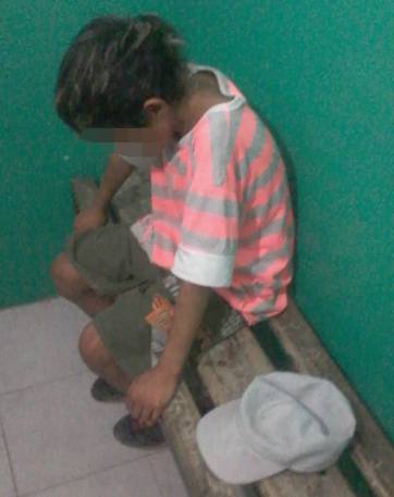 ¿Niño robó arma a un policía para cambiarla por drogas? ¿Niño robó arma a un policía para cambiarla por drogas?