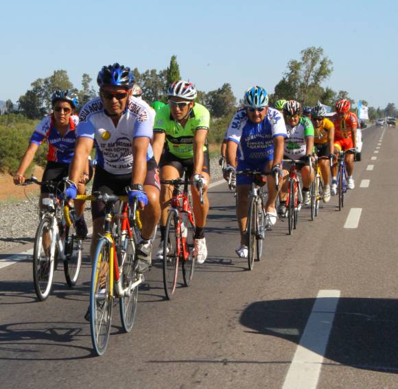 Recorren el país en bici por los derechos de la familia Recorren el país en bici por los derechos de la familia