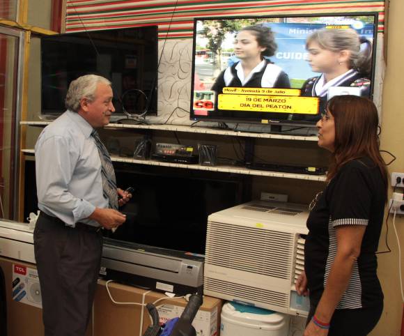 Grandes cadenas vuelven con hasta un año de financiación Grandes cadenas vuelven con hasta un año de financiación