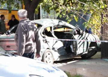 Una joven madre muerta y siete heridos en un choque Una joven madre muerta y siete heridos en un choque