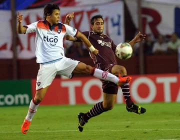 Lanús logró un triunfo que lo metió en la pelea Lanús logró un triunfo que lo metió en la pelea
