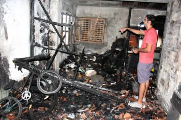 Desocupada y sin nada por un incendio Desocupada y sin nada por un incendio