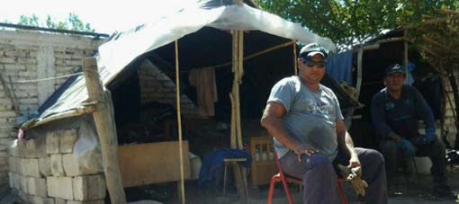 Dura respuesta del municipio de Chimbas al caso del hombre que vive en una choza Dura respuesta del municipio de Chimbas al caso del hombre que vive en una choza