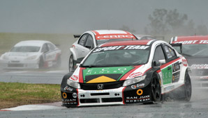 Della Motta ganó la segunda serie pero luego se complicó en la final Della Motta ganó la segunda serie pero luego se complicó en la final