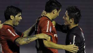 En Uruguay, Newell’s derrotó a Nacional y es puntero En Uruguay, Newell’s derrotó a Nacional y es puntero