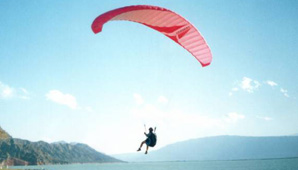 Albardón será escenario del primer encuentro de parapente Albardón será escenario del primer encuentro de parapente