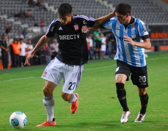 Vélez y el Pincha quieren punta Vélez y el Pincha quieren punta