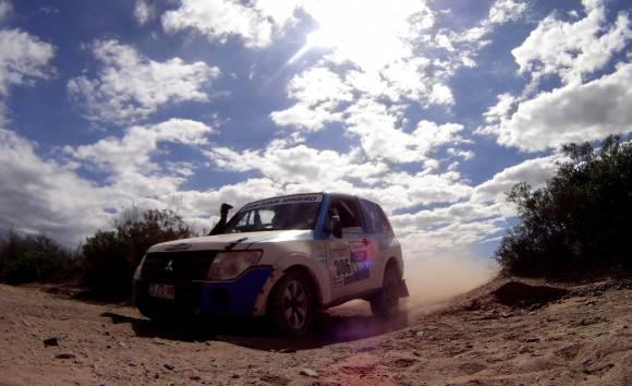 ‘Todavía cuesta caer‘ ‘Todavía cuesta caer‘