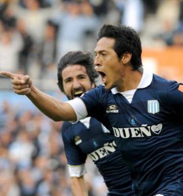 “Racing es San Saja” “Racing es San Saja”