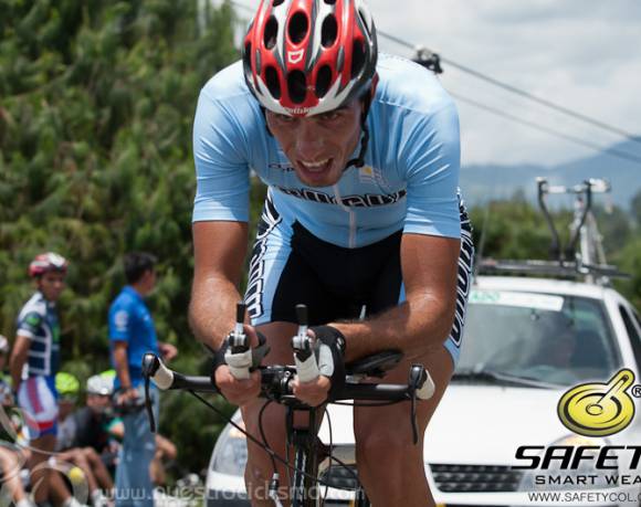 De Fino se tutea con la gloria De Fino se tutea con la gloria