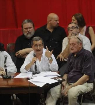 Fin de la novela: firman el acuerdo Fin de la novela: firman el acuerdo