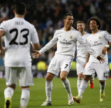 Larrivey presente Larrivey presente