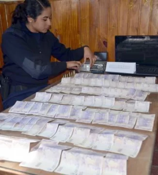 Robó de un auto y cayó con el botín Robó de un auto y cayó con el botín