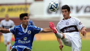 Lanús sigue en la pelea y acercó a All Boys al descenso Lanús sigue en la pelea y acercó a All Boys al descenso