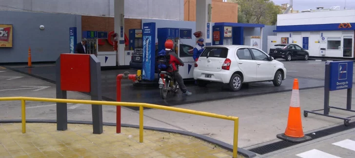 EEUU: 10 muertos y 30 heridos en un choque frontal EEUU: 10 muertos y 30 heridos en un choque frontal