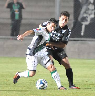 San Martín cortó la mala racha y clasificó por primera vez San Martín cortó la mala racha y clasificó por primera vez