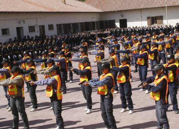 Capacitarán al grupo más numeroso de uniformados Capacitarán al grupo más numeroso de uniformados