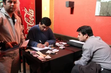 Contadores: a casi 1 año, no terminan de indagarlos Contadores: a casi 1 año, no terminan de indagarlos