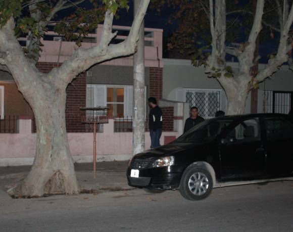 Golpearon a dos ancianos para robarles 6.000 pesos Golpearon a dos ancianos para robarles 6.000 pesos