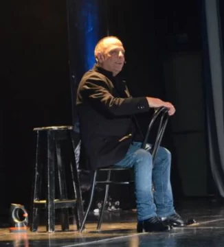 Brava verborragia con estilo propio Brava verborragia con estilo propio