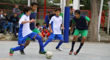 Las inferiores y un arranque a todo color Las inferiores y un arranque a todo color