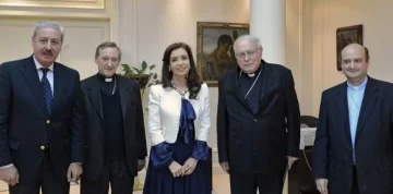 Silencio de radio en la reunión CFK-obispos Silencio de radio en la reunión CFK-obispos