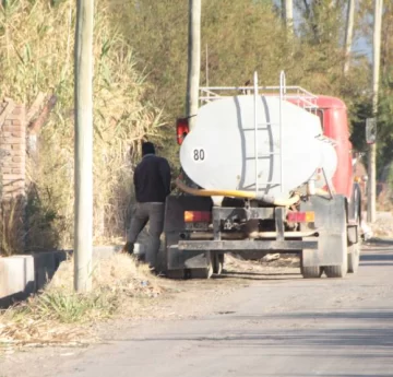 El robo de agua en canales pocitanos irá a la Justicia El robo de agua en canales pocitanos irá a la Justicia