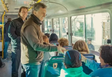 Dos popes opositores llegan hoy a San Juan Dos popes opositores llegan hoy a San Juan