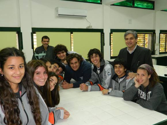 Nuevo laboratorio con ayuda minera Nuevo laboratorio con ayuda minera