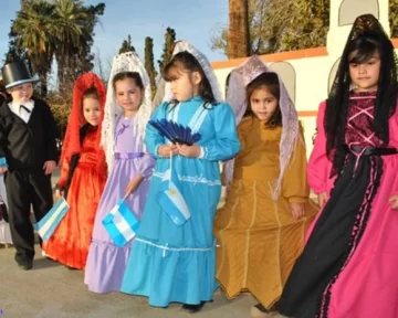 Festejo con feria artesanal Festejo con feria artesanal