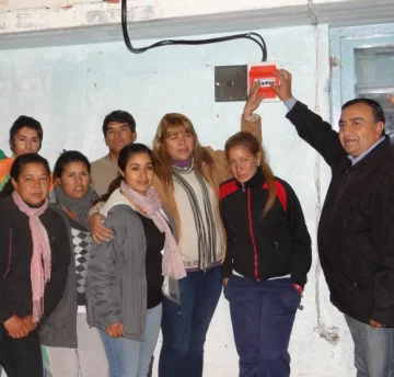 Ahora Bermejo tiene más luz en las calles Ahora Bermejo tiene más luz en las calles