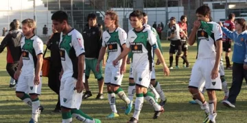 San Martín cayó ante Patronato y sumó su cuarta derrota consecutiva San Martín cayó ante Patronato y sumó su cuarta derrota consecutiva