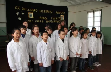 Reflotaron un himno para rendirle un homenaje a Guillermo Rawson Reflotaron un himno para rendirle un homenaje a Guillermo Rawson