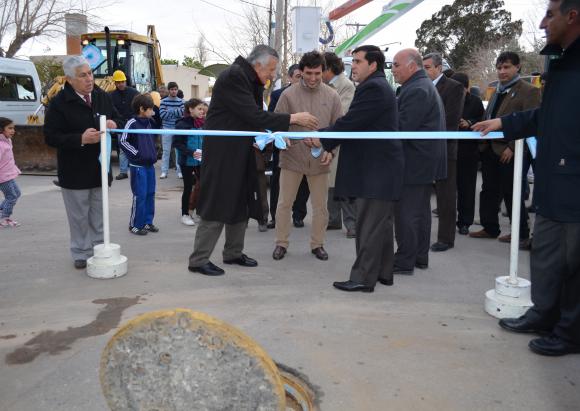 Obra cloacal en Angaco Obra cloacal en Angaco