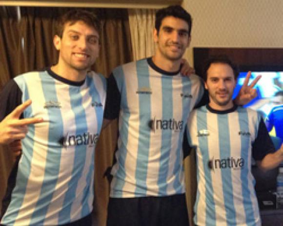 El aliento de tres UPCN desde Japón El aliento de tres UPCN desde Japón