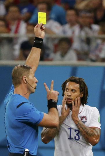 Pitana fue el primero del Mundial Pitana fue el primero del Mundial