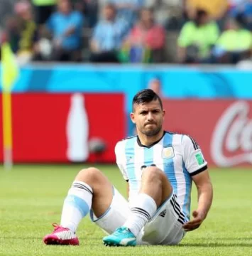 Con el futuro incierto Con el futuro incierto