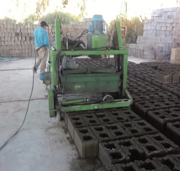 Otra ayuda para que los vecinos tengan una casa Otra ayuda para que los vecinos tengan una casa